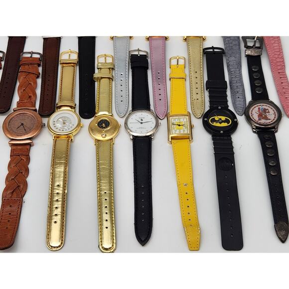 Lot Of 33 Assorted Womens Watches Vintage Modern - Tested Working main image 6